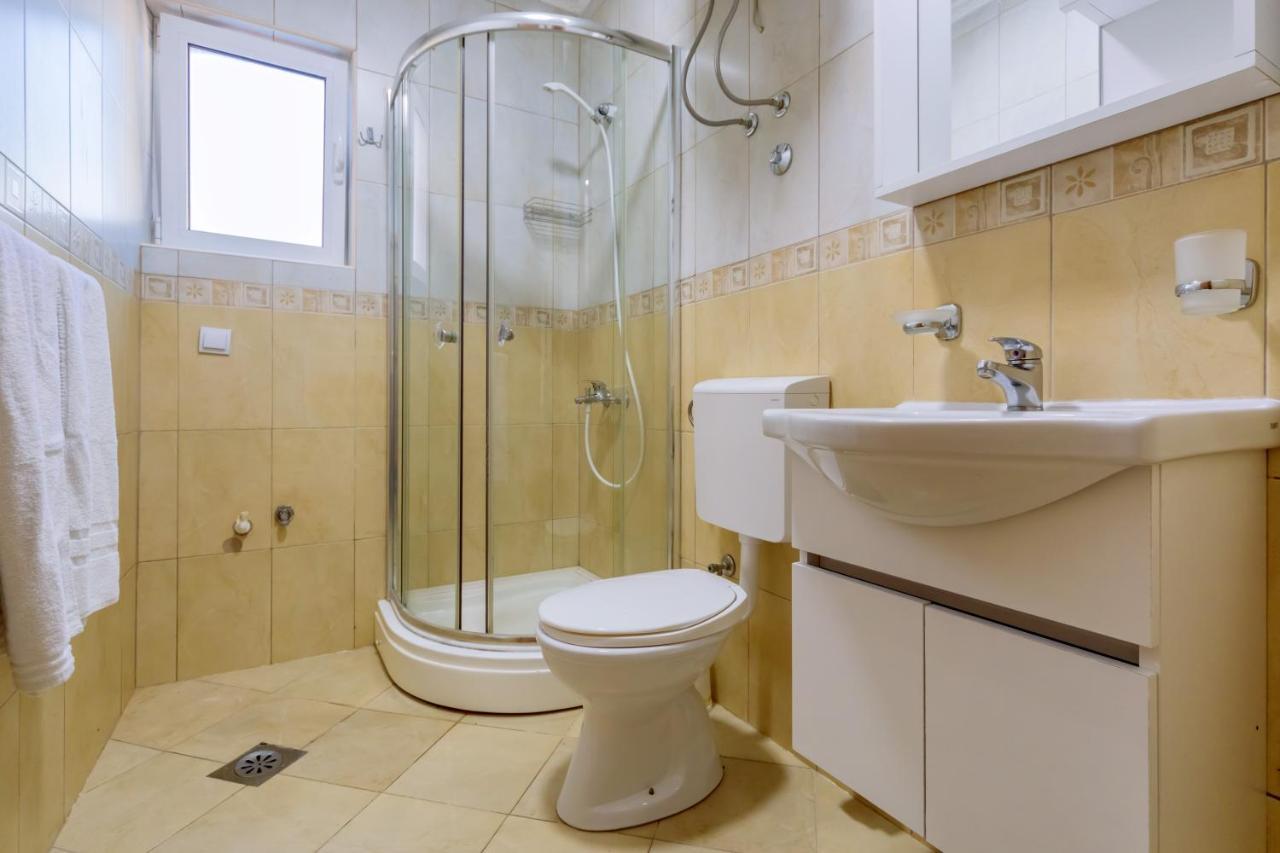 Ani Apartmani Dobra Voda Eksteriør billede