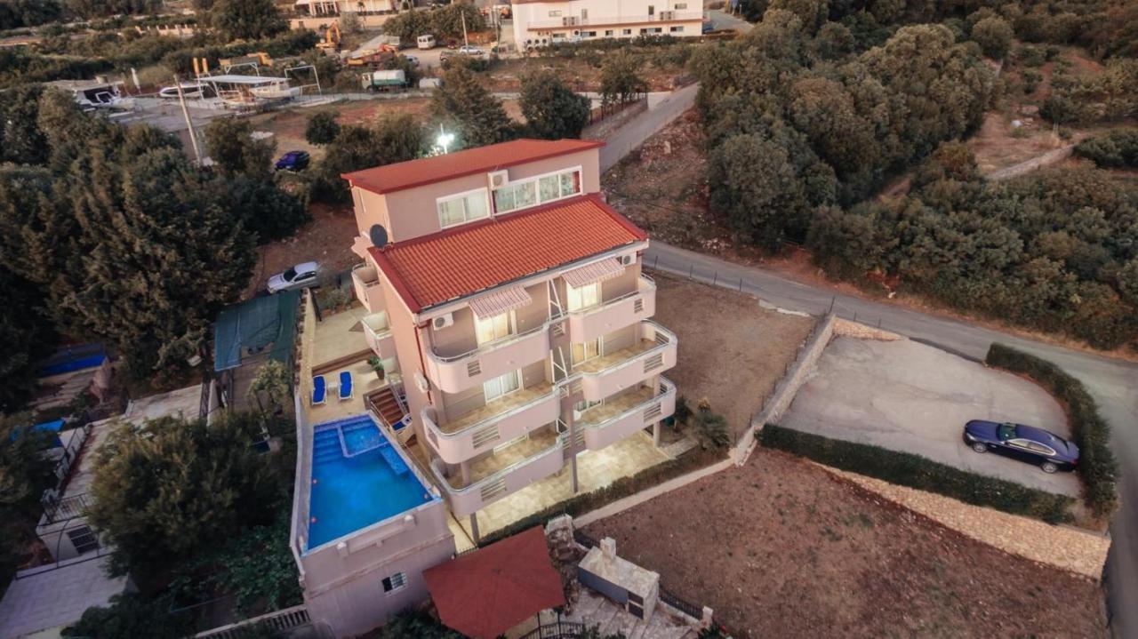Ani Apartmani Dobra Voda Eksteriør billede
